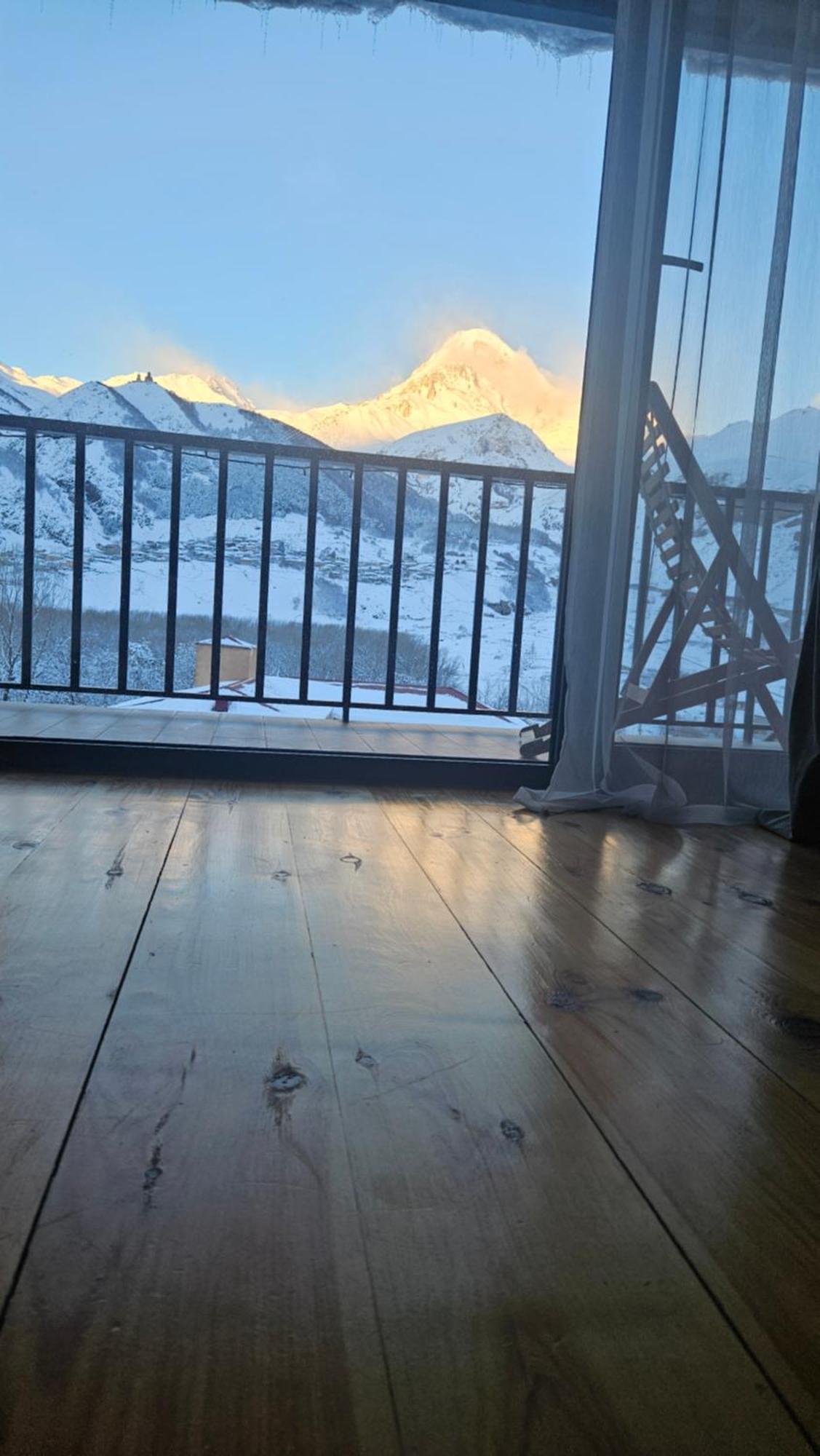 Best View Kazbegi Esterno foto